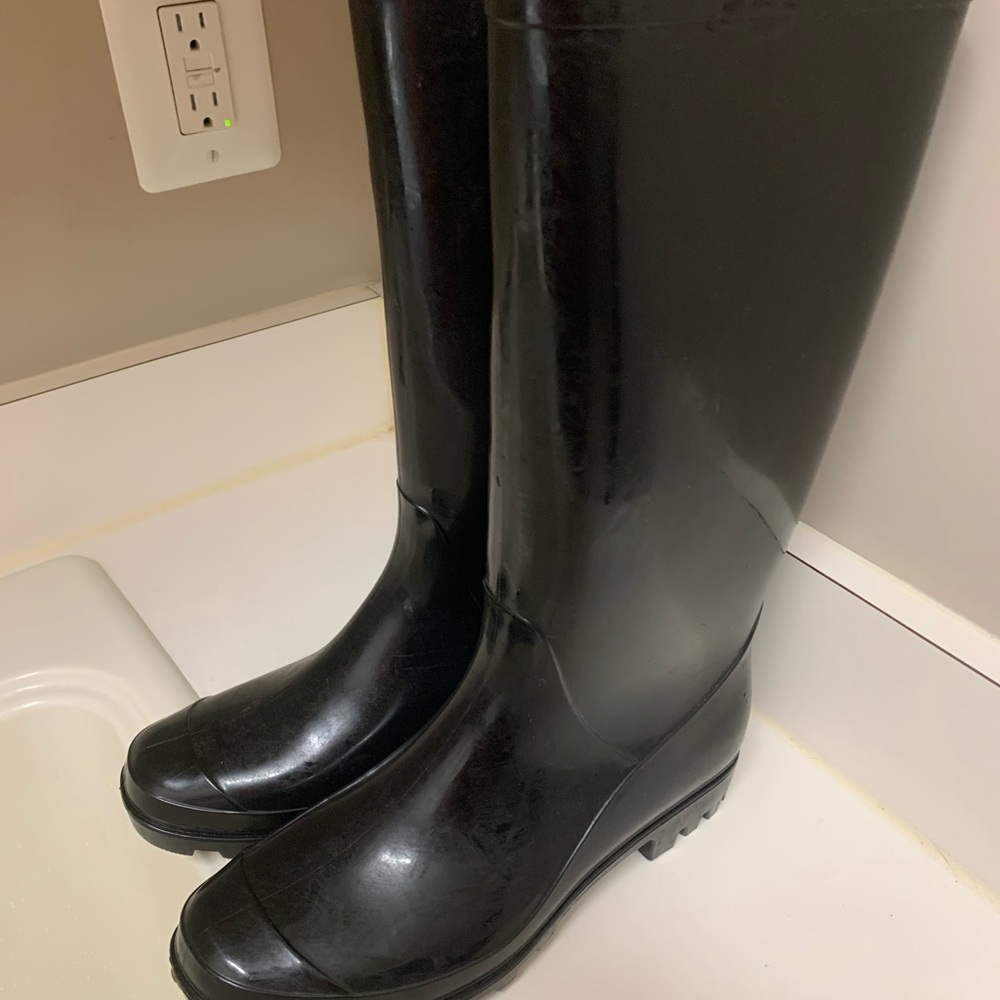 Aldo Black rain boots